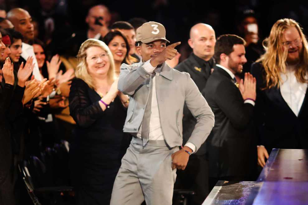 Chance the Rapper pointing while attending event