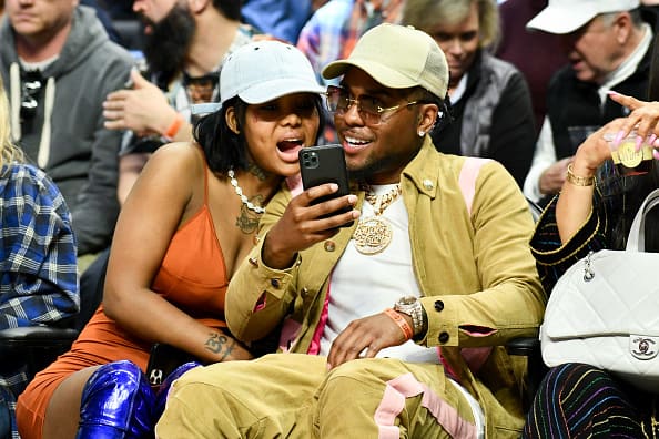 Musician Summer Walker and producer London On Da Track attend a basketball game between the Los Angeles Clippers and the Philadelphia 76ers at Staples Center on March 01