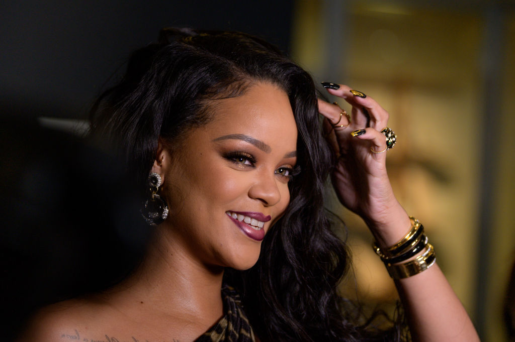 Rihanna Stuns In Pink Lingerie, Shows Off Her Curves: ‘Thats How A Bad Gal Does It’