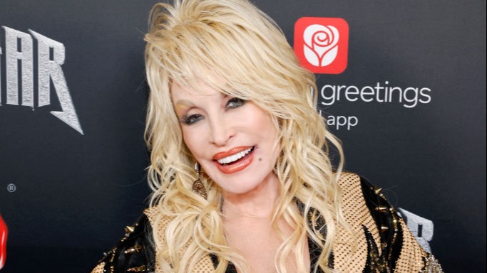 Dolly Parton Makes Rap History With Chart-Topper “Powerful Women”