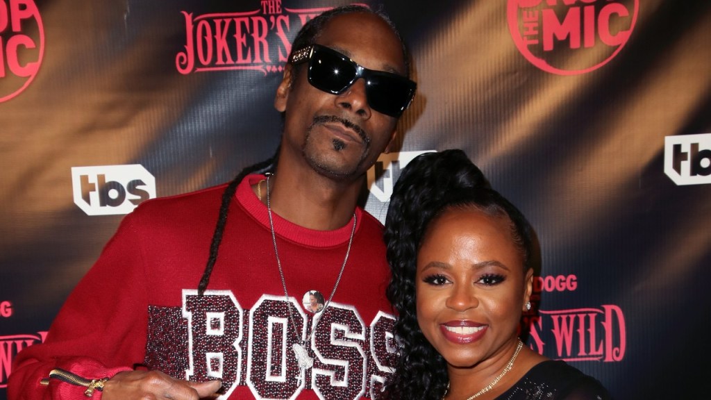 Snoop Dogg’s Wife To Open L.A. Strip Club Inspired By Ice Cube Movie