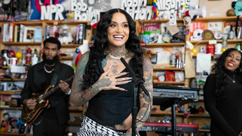 Kehlani Honors Palestine, Congo & More In Tiny Desk Set