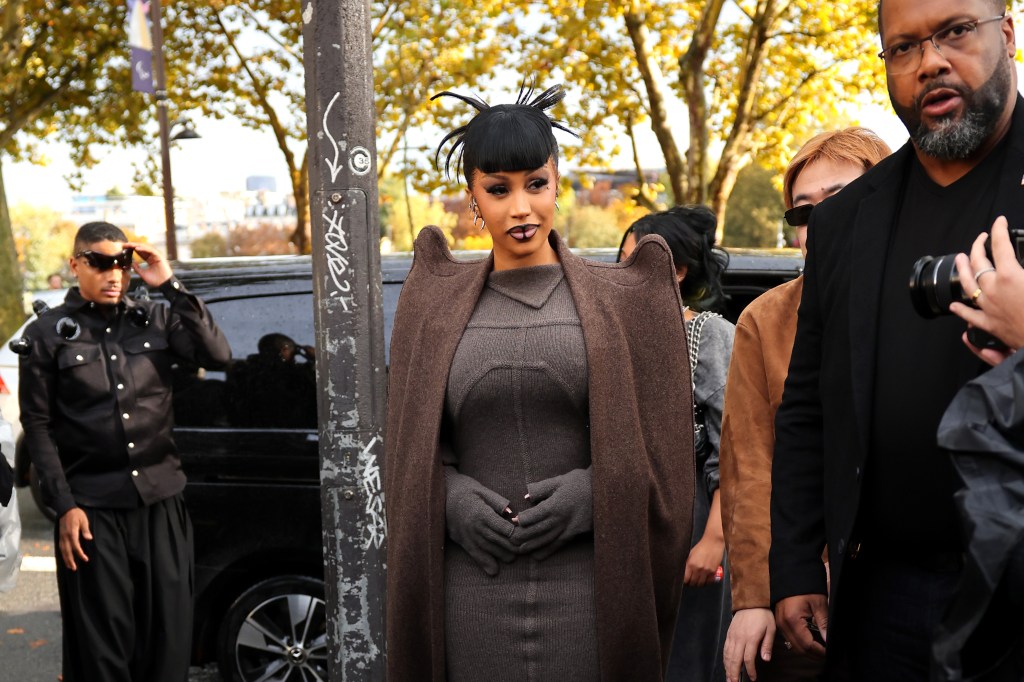 Cardi B Fights Postpartum Depression Amid Divorce